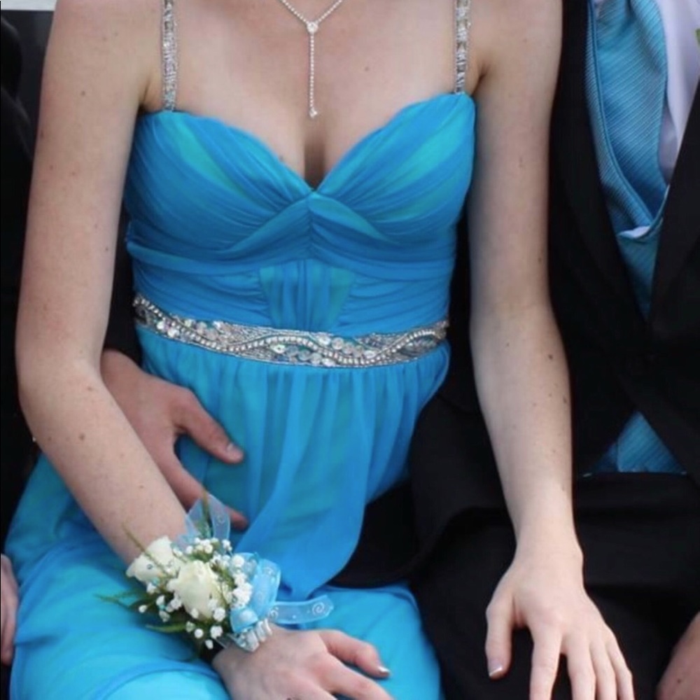 Prom Dress - Picture 7 of 7